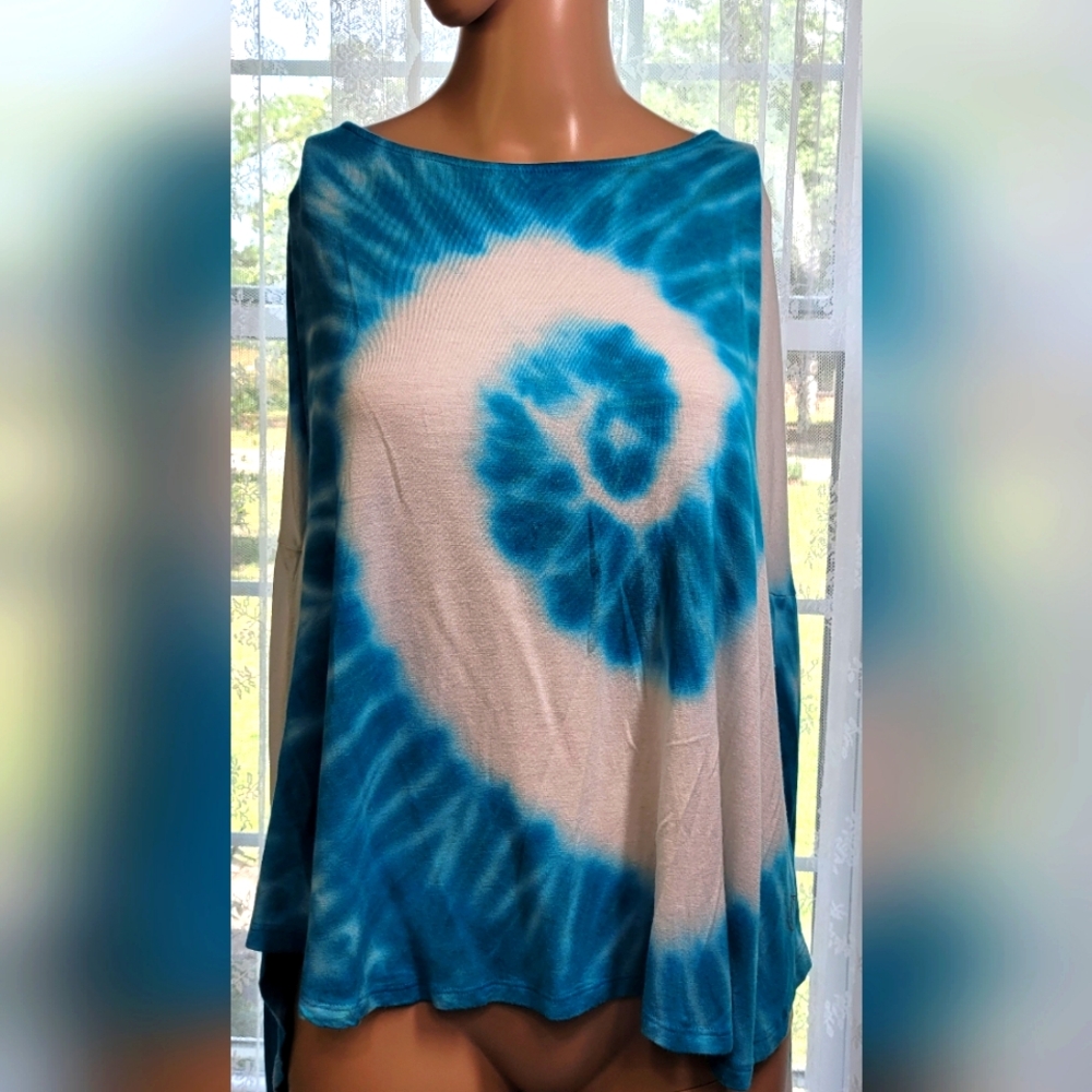 MARIKA Tie Dye Balance Collection Long Sleeve Top Sm